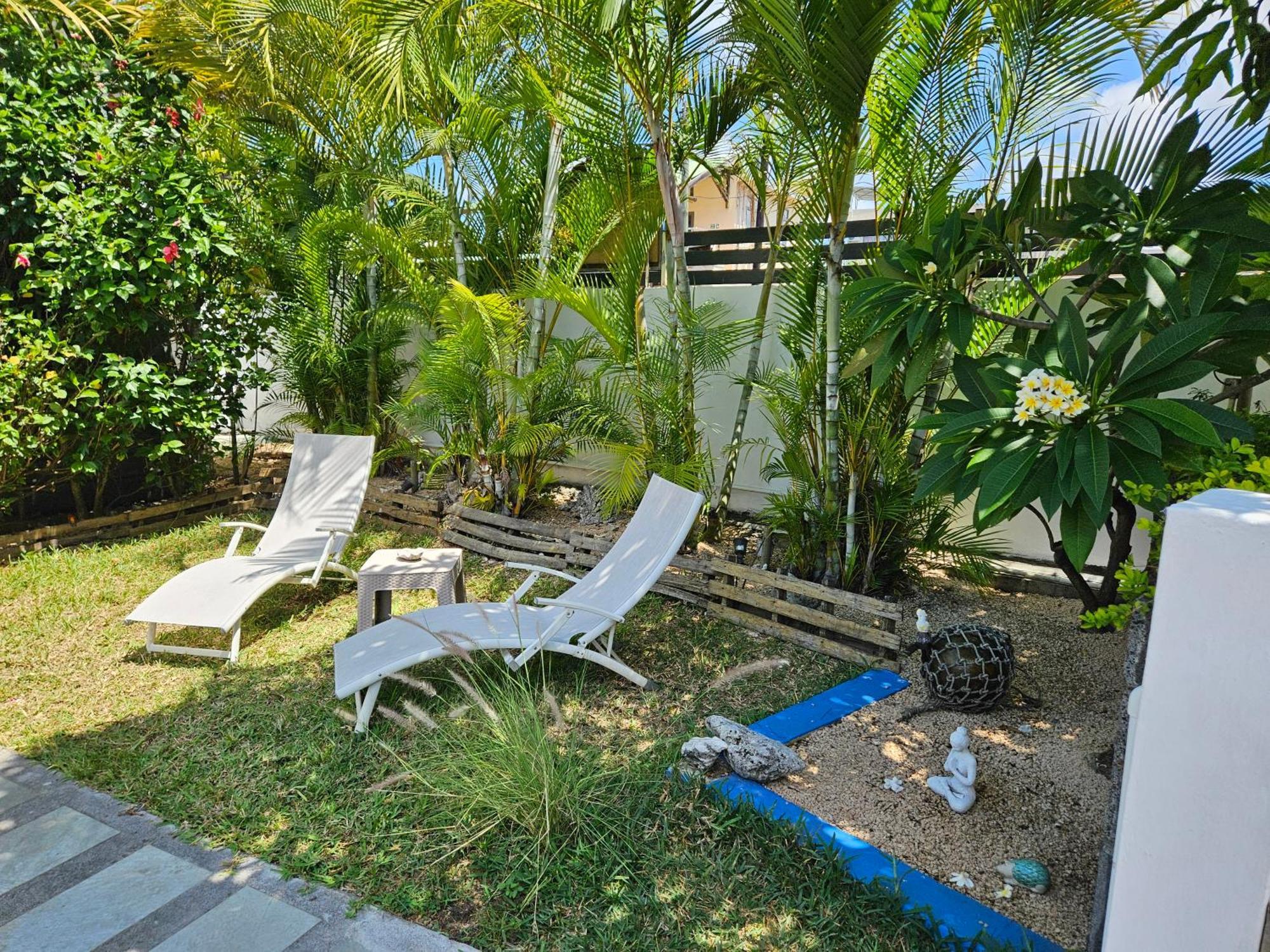 Casa Frangipani Mauritius Leilighet Trou d'Eau Douce Eksteriør bilde